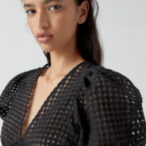 Black check texture shirt
